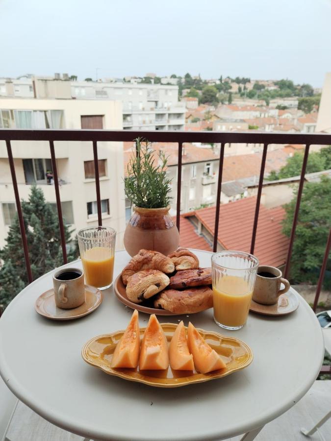 Massilia Calling Appartement Marseille Proche Metro Climatise Bien Decore Exterior photo